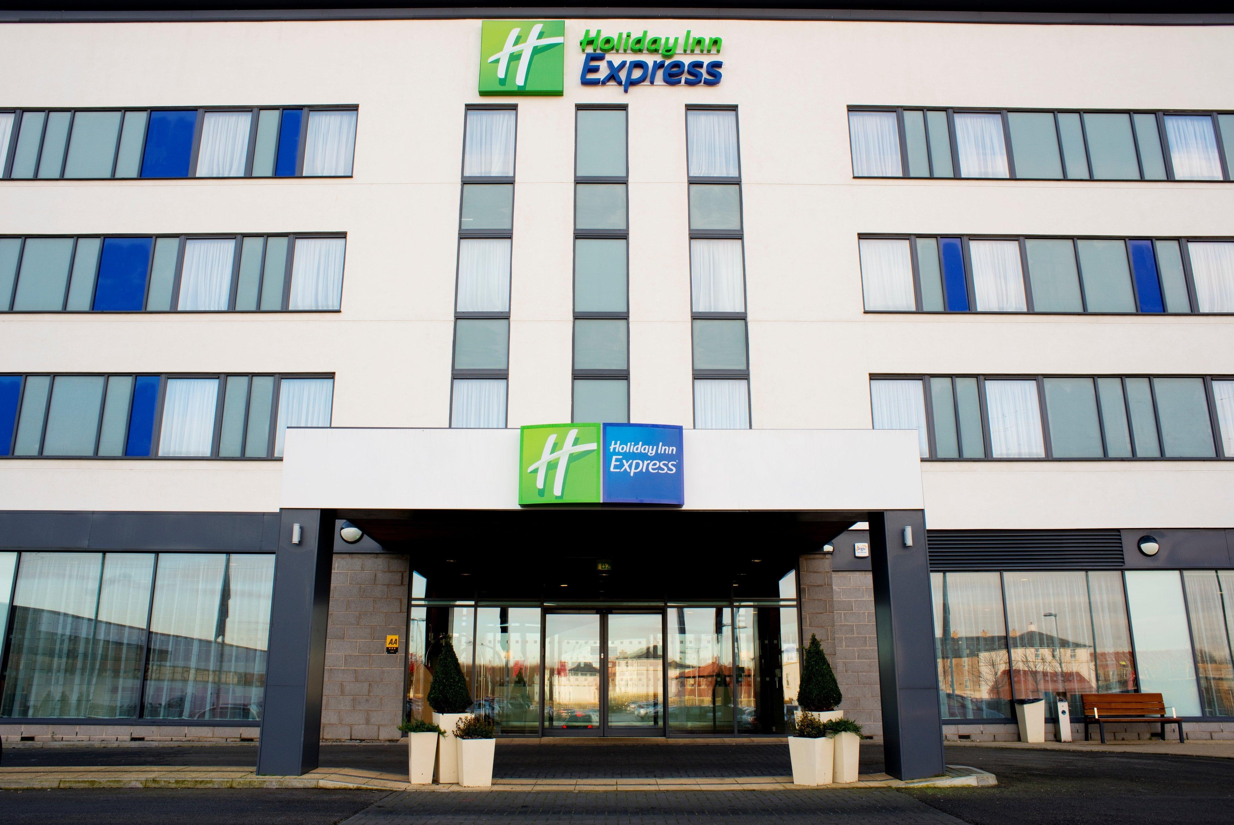 Holiday Inn Express Rotherham - North, An Ihg Hotel Экстерьер фото